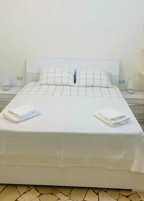 Sky House Carrara Apartment Bergamo 0*,  Italy
