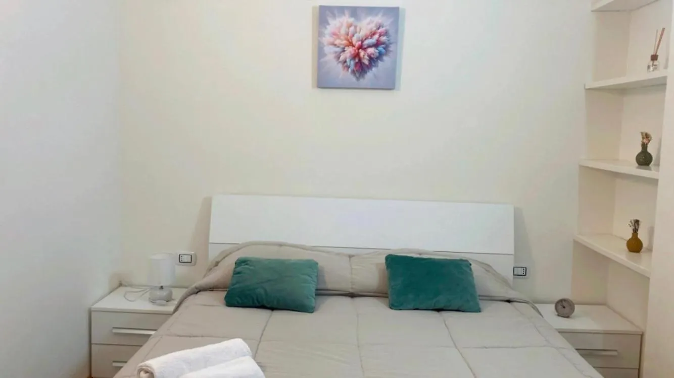 Sky House Carrara Apartment Bergamo Italy